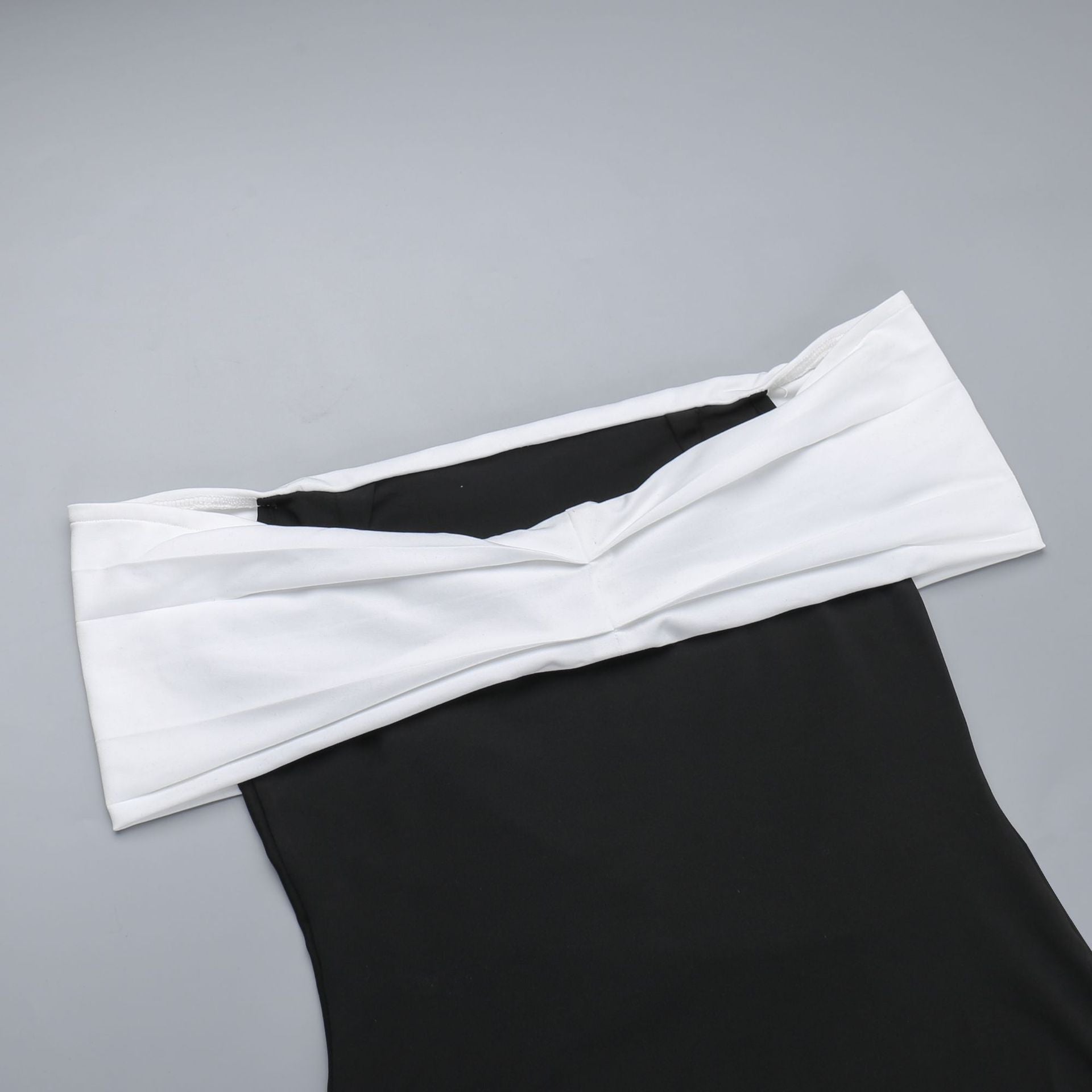Dublin Off shoulder Dress Black