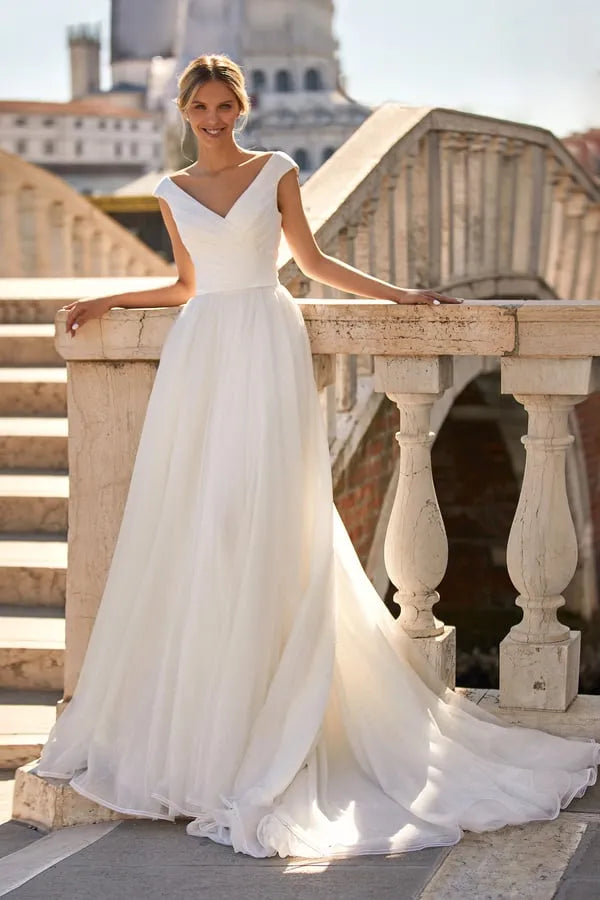 Simple V Neck Short Cap Sleeve Pleat Tulle A Line Wedding Dress For Women Bridal Gowns vestidos de novia robe de mariée
