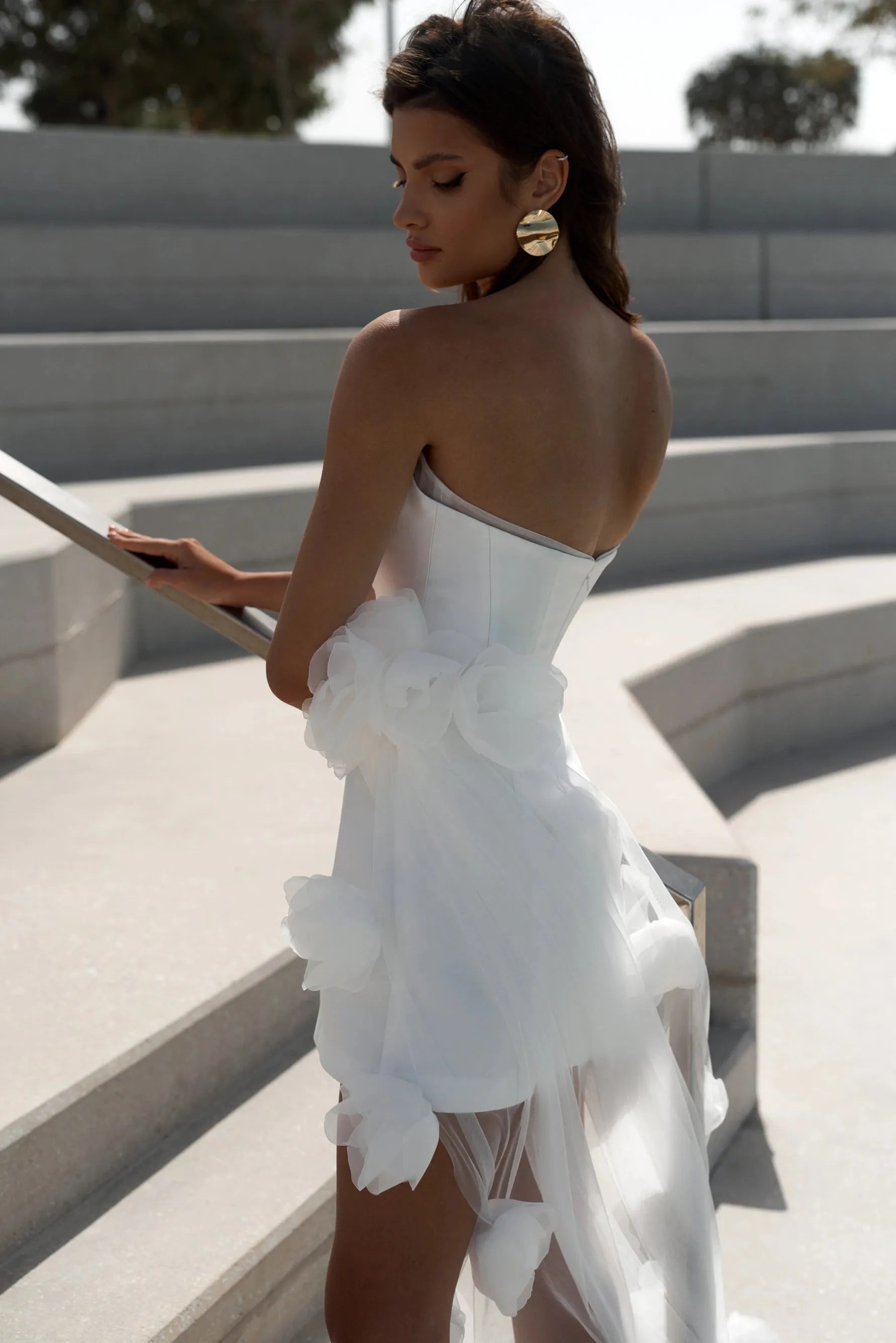 Short Wedding Dress with a Decorative Skirt with 3D Flowers Bridal Gowns Vestido De Novia Mermaid Princess Court Train