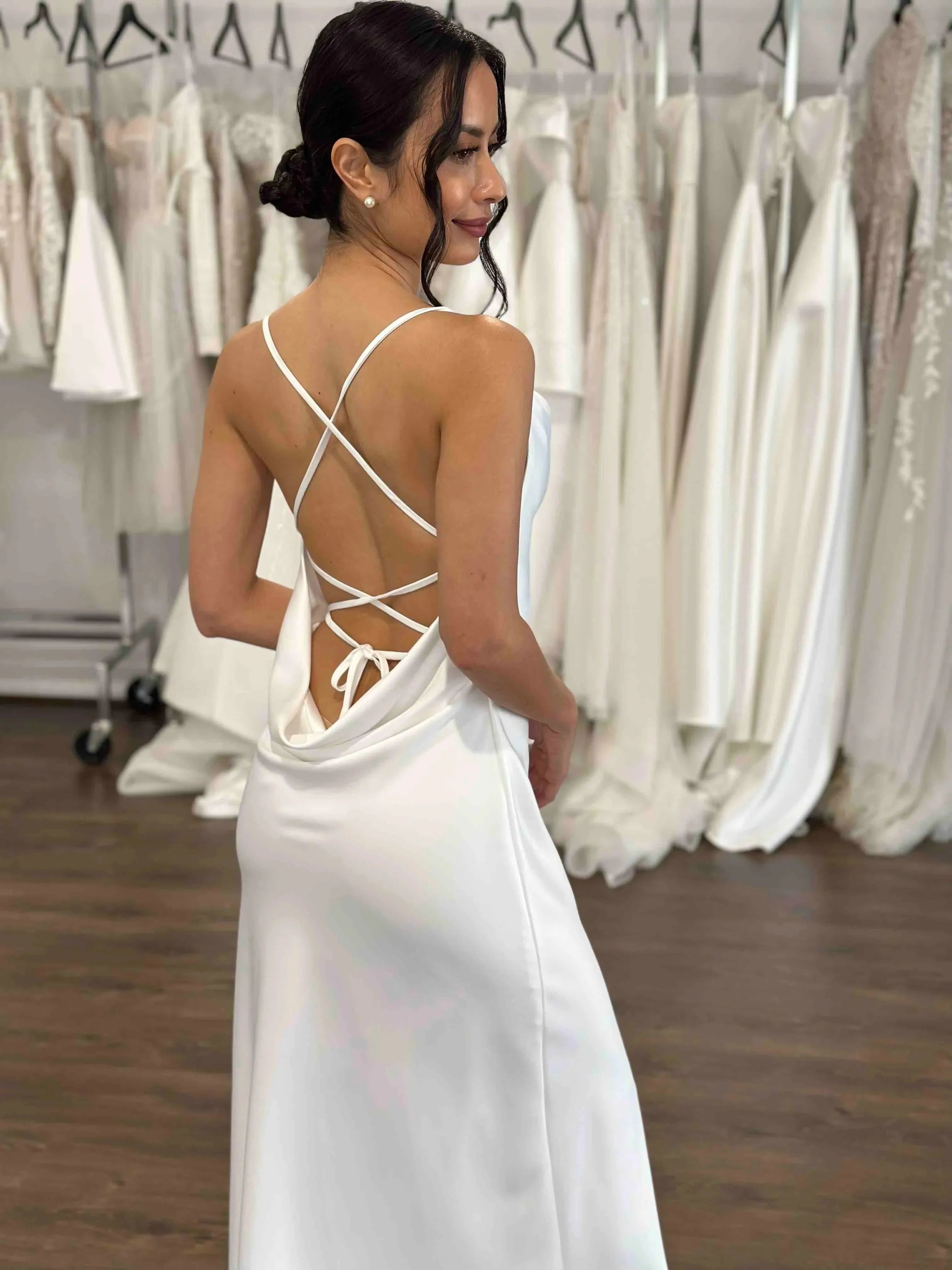Pearl beaded lace detail with Adjustable straps Bridal Gown Vestido De Novia Satin Skirt Bow Wedding Dress Court Train Dress