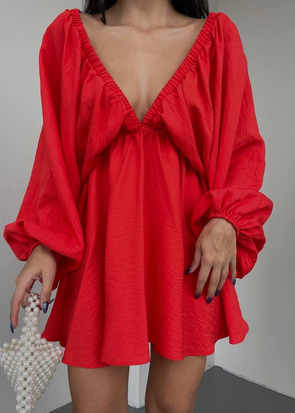 Elegant V Neck Lantern Sleeve Dress