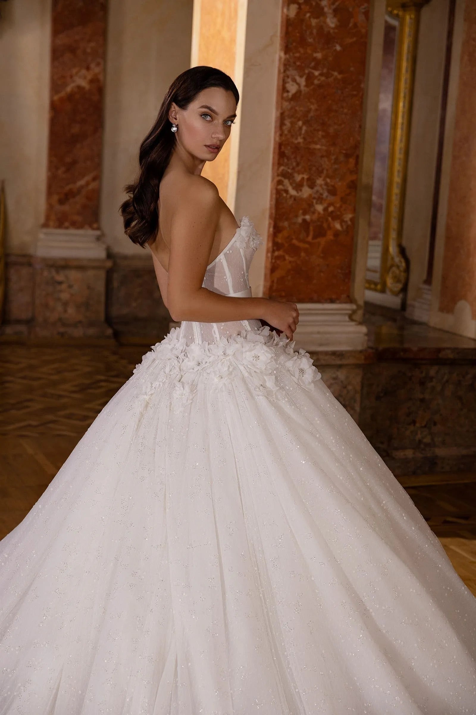 Strapless Glitter Princess Wedding Dresses Women Sleeveless Flowers Bride Sexy Bridal Gown Vestido