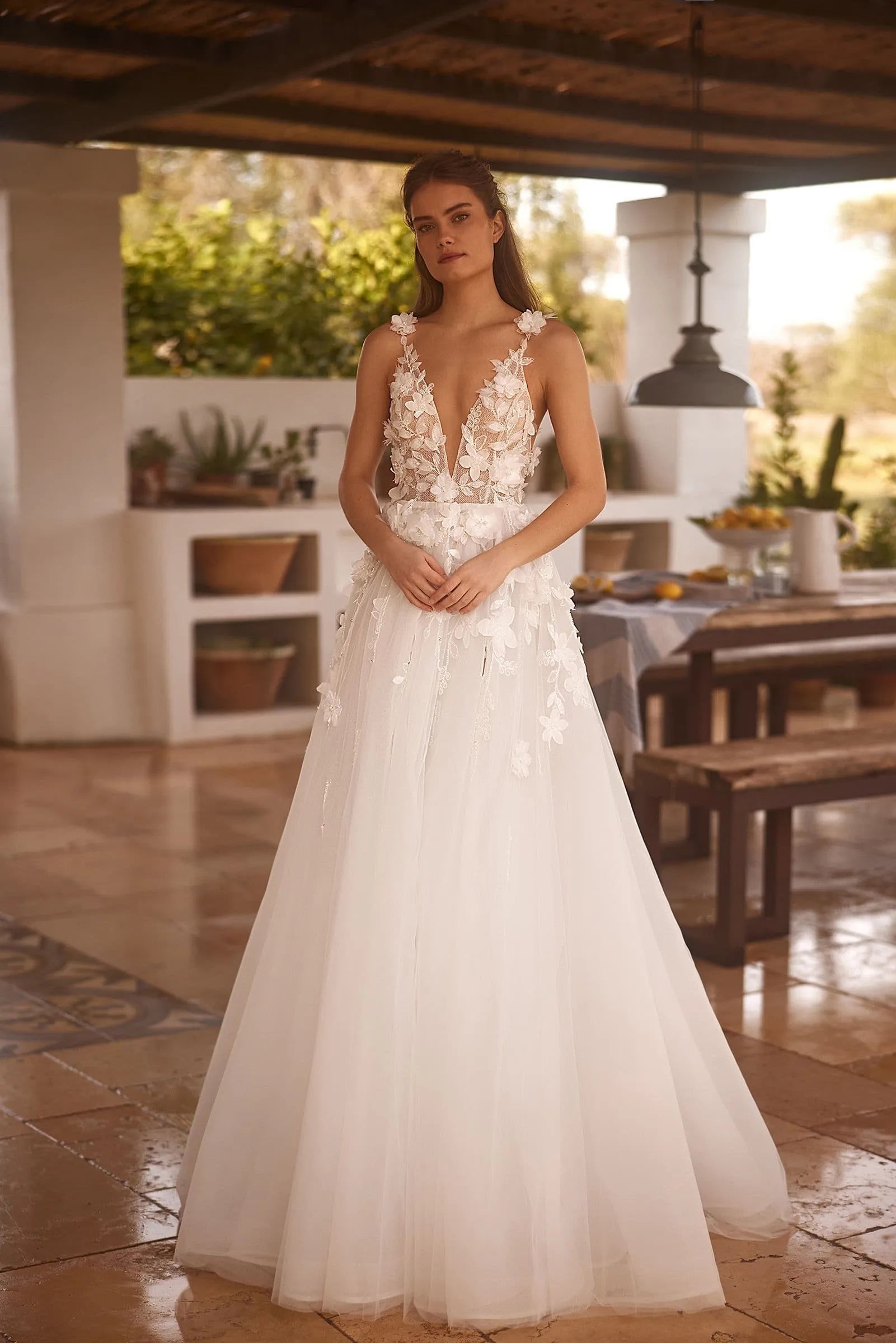 Boho V Neck Wedding Dress A Line Backless Bride Gowns Spaghetti Straps Flowers Lace Sexy Vestidos De Novia