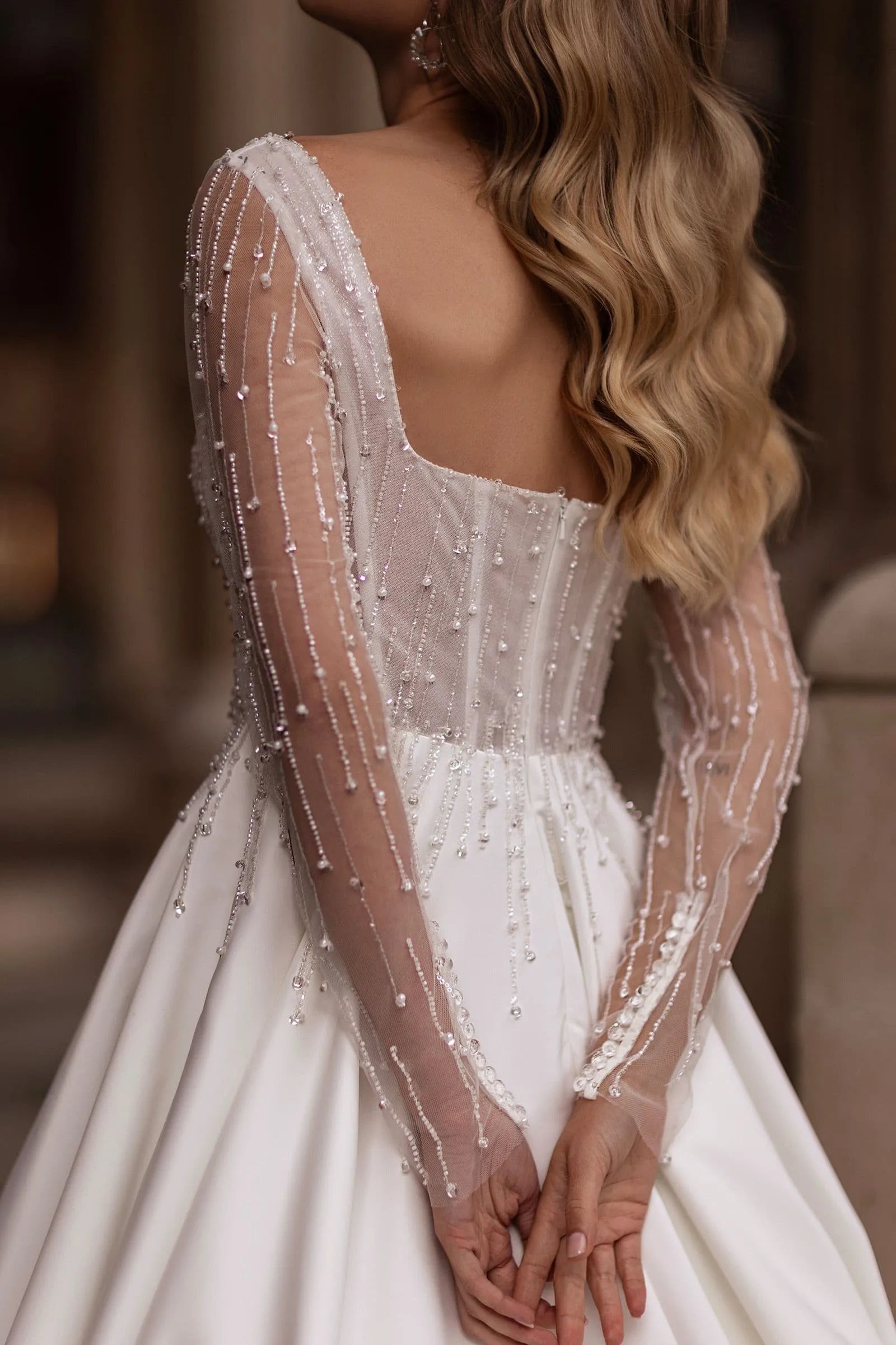 Modest Long Sleeve Bride Robe Vintage A-line Satin Lace Wedding Dress Charming Bridal Gown