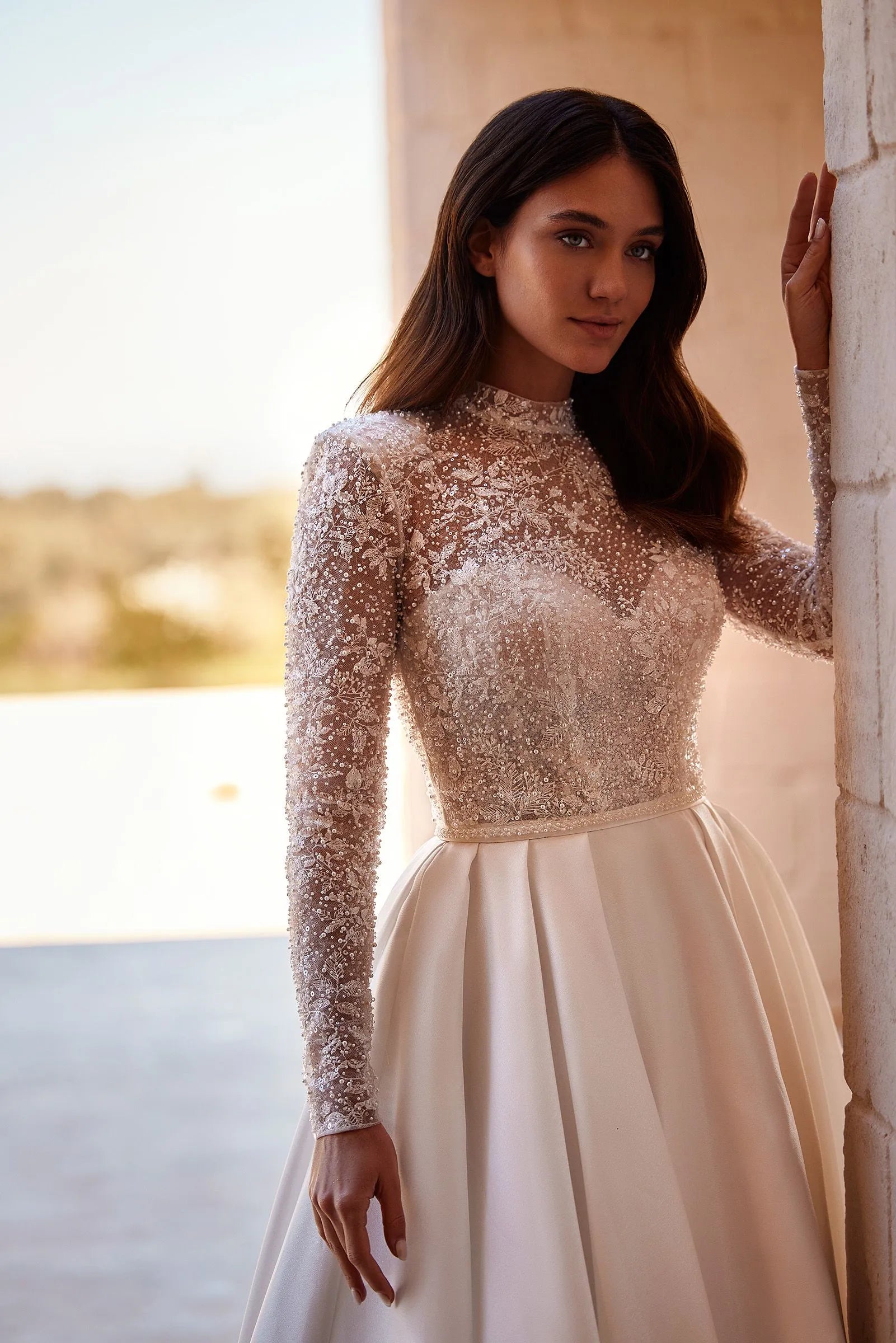 Modest Long Sleeve Bride Robe Classic Lace Wedding Dress Graceful Ivory A-line Satin Long Bridal Gown Customized Robe De Mariée