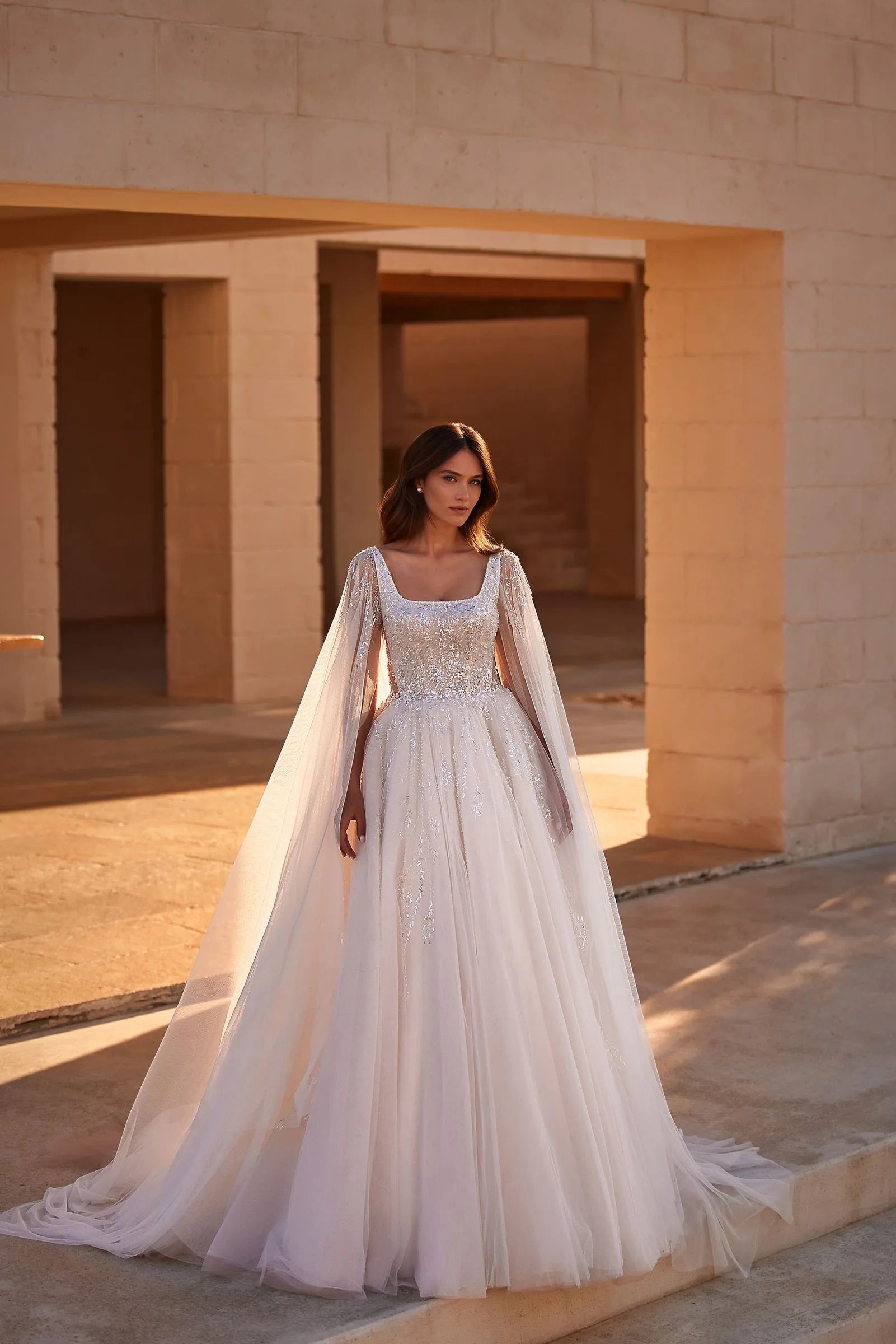 Elegant A-Line Wedding Dresses Sleeveless Glitter Sequines Bridal Dress Boho Beach Wedding Prom Ball Gowns Customized
