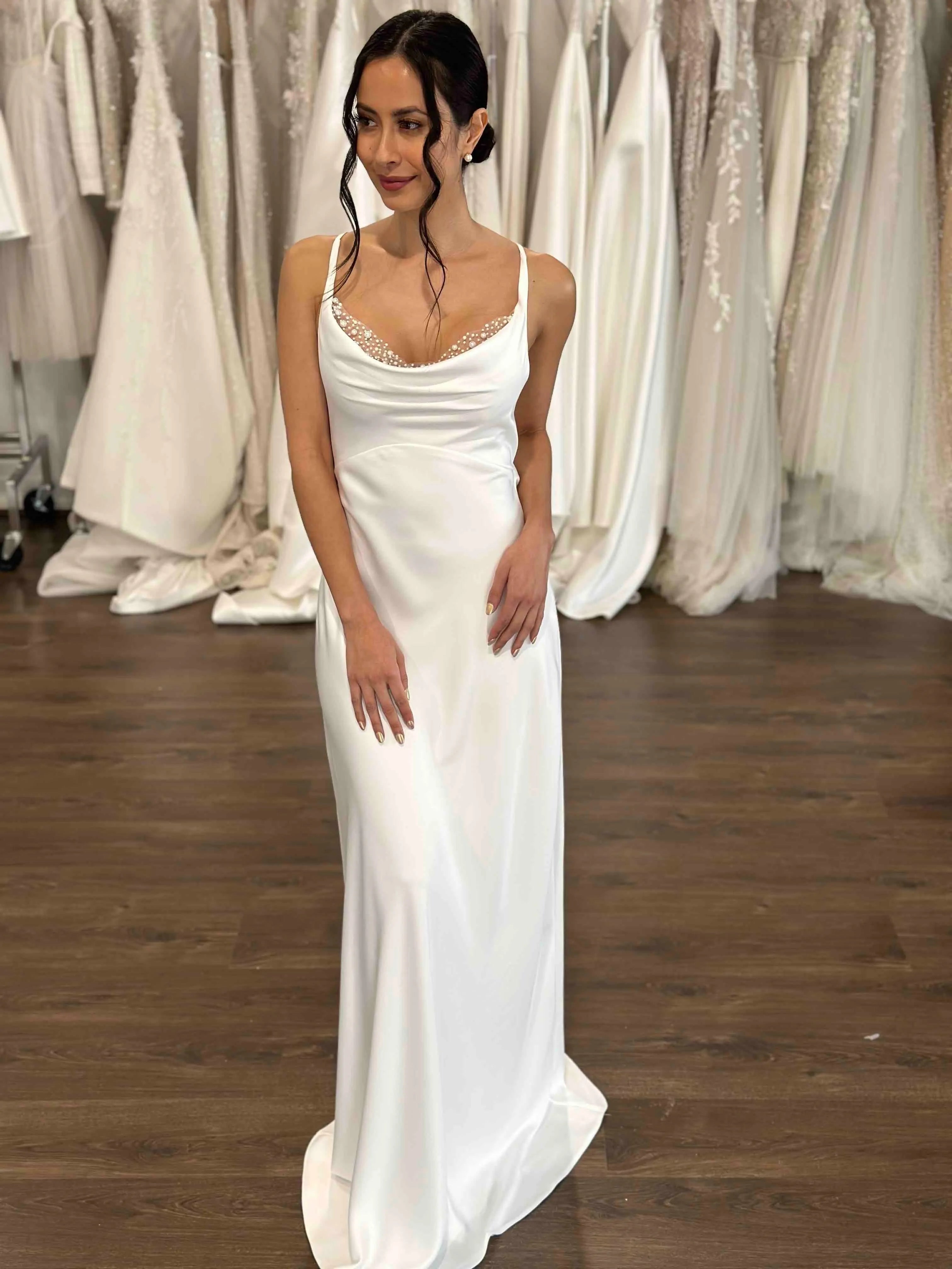 Pearl beaded lace detail with Adjustable straps Bridal Gown Vestido De Novia Satin Skirt Bow Wedding Dress Court Train Dress