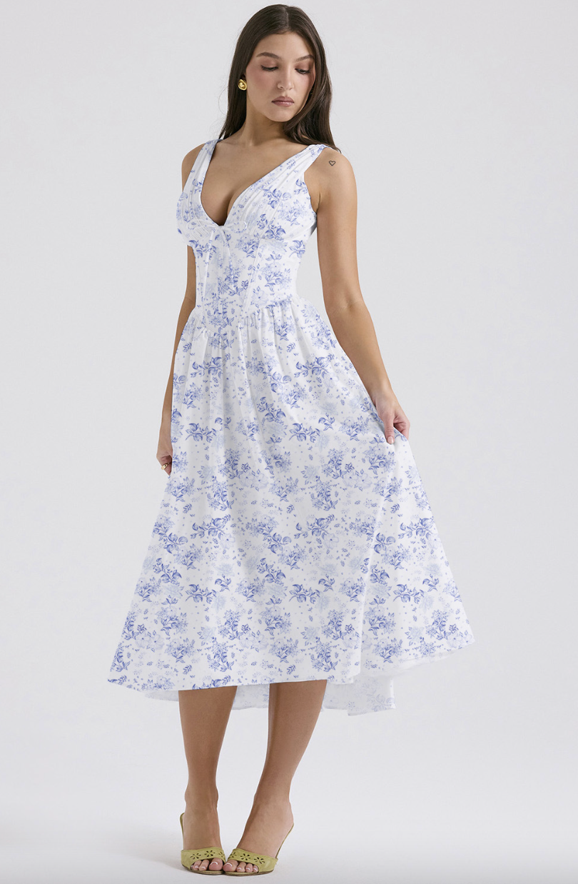 Isolde Elegant Dress