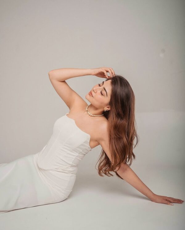 Aditi Bhatia X Miakee ��� Cameron