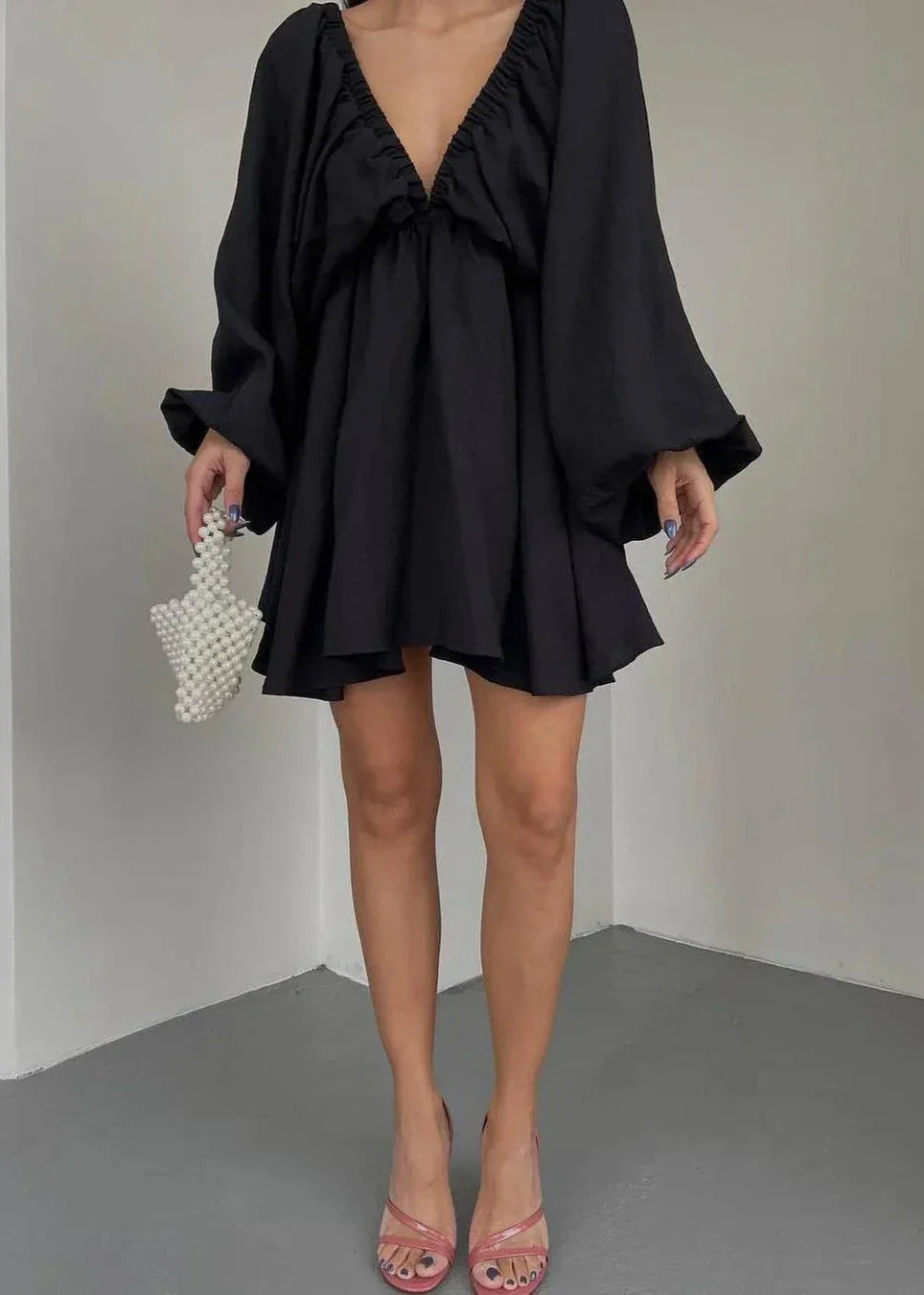 Women's V Neck Lantern Sleeve Dress