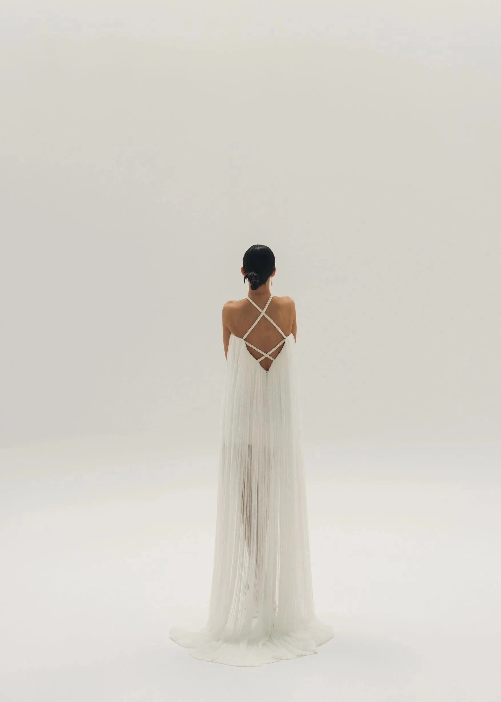 Short Wedding Dress with a Long Cape and a Back with Crossed Shoulder Straps Bridal Gowns Vestido De Novia Mermaid Court Train Princess