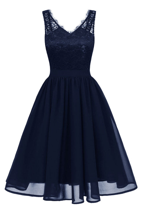 Burgundy V-neck Lace A-line Prom Dress - Mislish