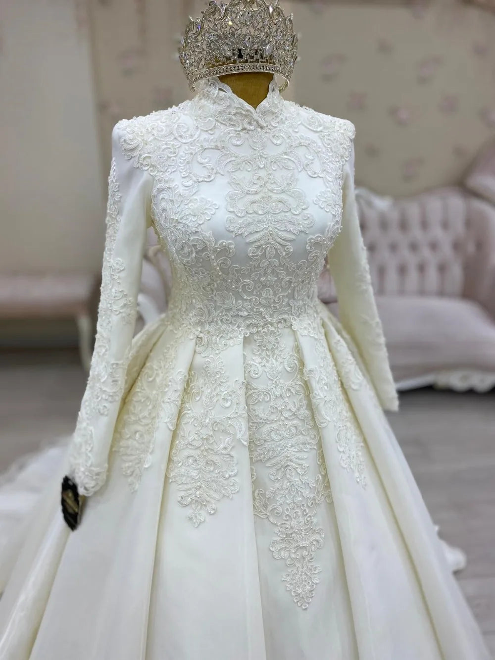 Customized  Lace Appliques Muslim Wedding Dresses 2025 Long Sleeve High Neck Tulle Satin Wedding Bridal Gowns Robe De Mariage