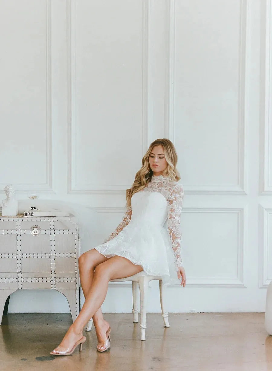 Modern Mini A-Line Wedding Dress Vestido De Novia Train Simple Dress Satin Bow Court Bridal Gown