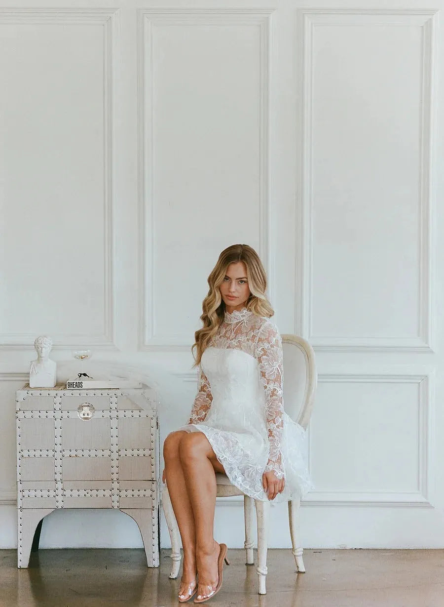Modern Mini A-Line Wedding Dress Vestido De Novia Train Simple Dress Satin Bow Court Bridal Gown
