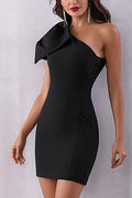 One Shoulder Bowknot Shoulder Bandage Dress - Mislish