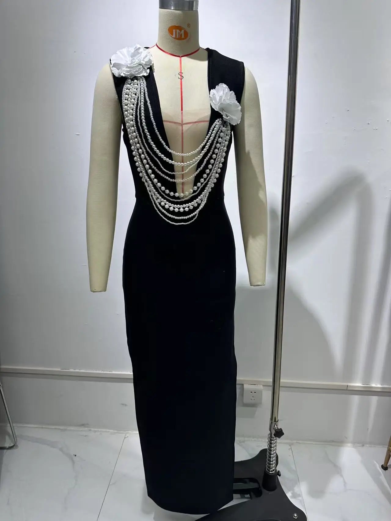 Women Sexy Sleeveless Pearl Beading Bodycon Bandage Long Dress Celebrate Evening Party Nightclub Outfit Vestido