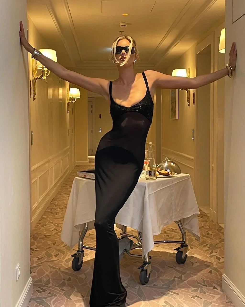 Women Sleeveless Sexy O-Neck Bodycon Bandage Long Maxi Dress Celebrity Red Carpet Elegant Evening Party Dress