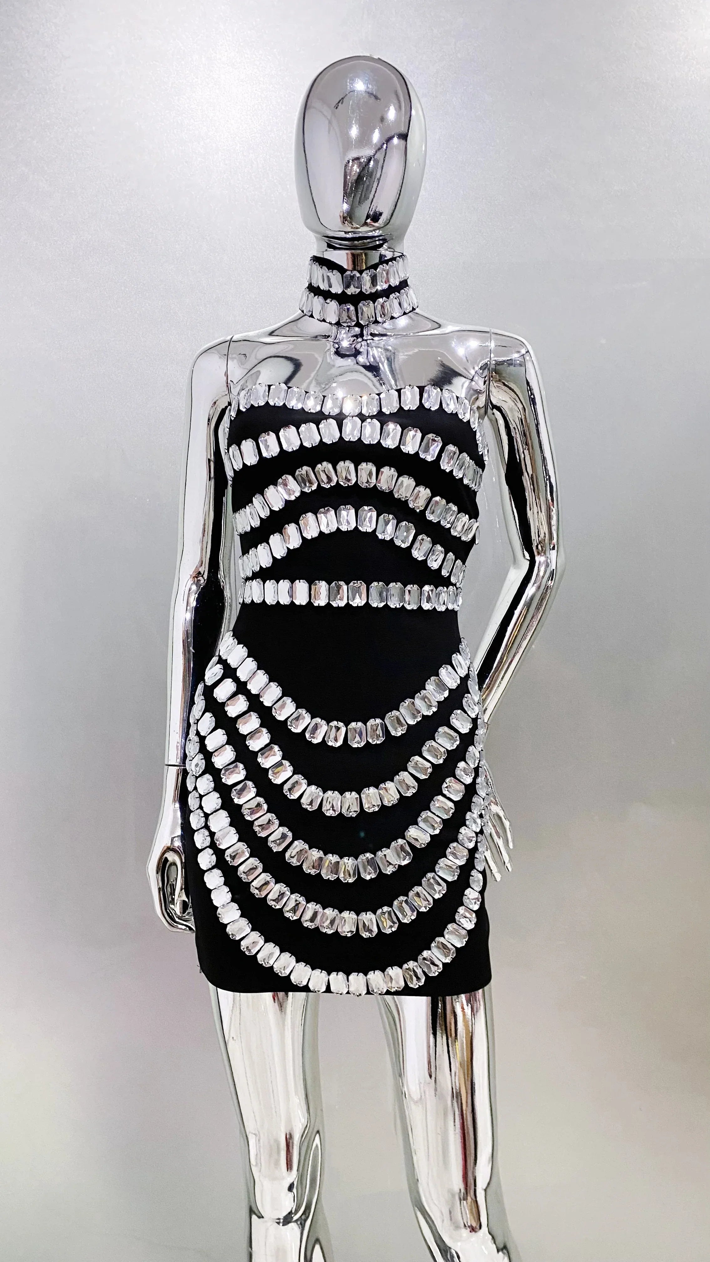 Spring Women Sexy Strapless Big Crystak Bodycon Mini Bandage Dress Necklace Fashion Celebrate Nightclub Party Dress