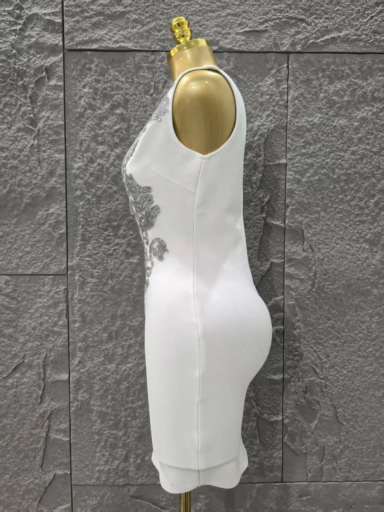 Women Sleeveless Sexy V-Neck Bodycon Mini Bandage Dress Rayon Celebrate Nightclub Party Birthday Cocktail Fashion Dress