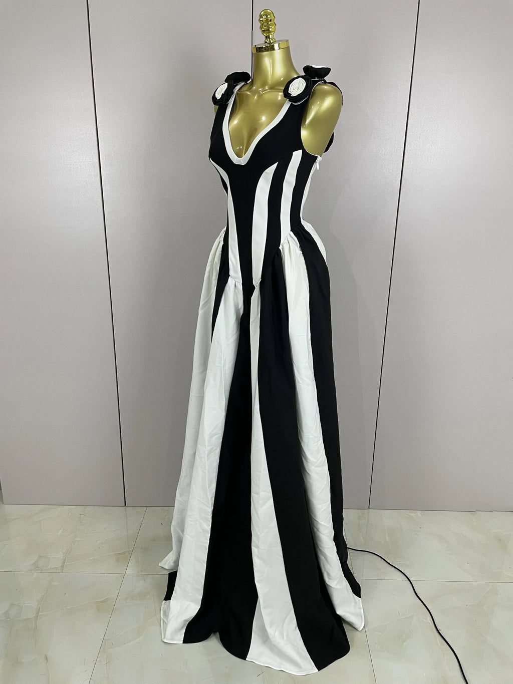 Sexy Black White Flower Stripe High fork Sleeveless Bandage Long Dress  Women Vacation Party Elegangt Party Club Dresses
