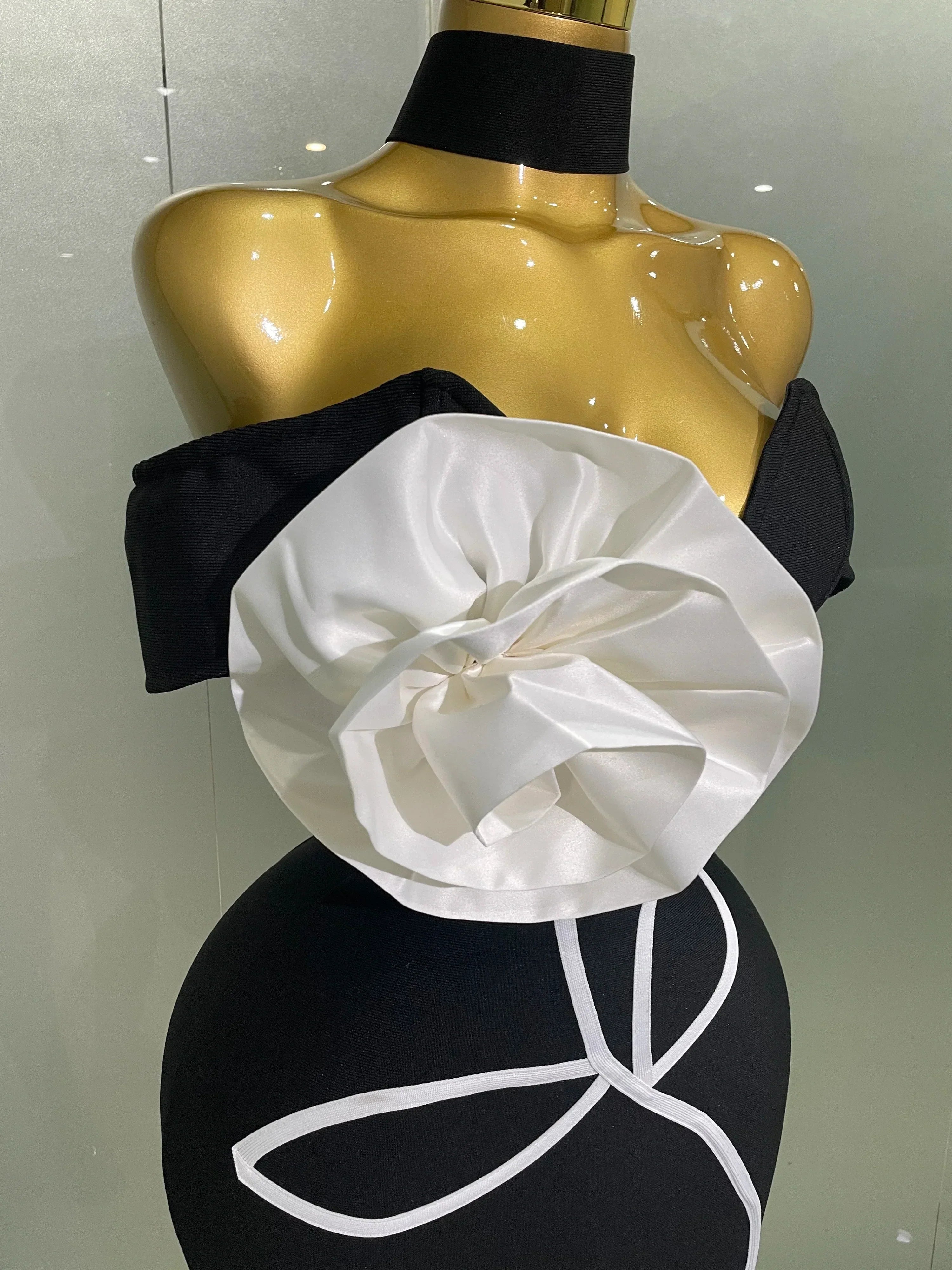 Women  Sexy Off Shoulder White Flower Black Mini Bodycon Bandage Dress Luxury Celebrity Evening Club Elegant Party Gowns