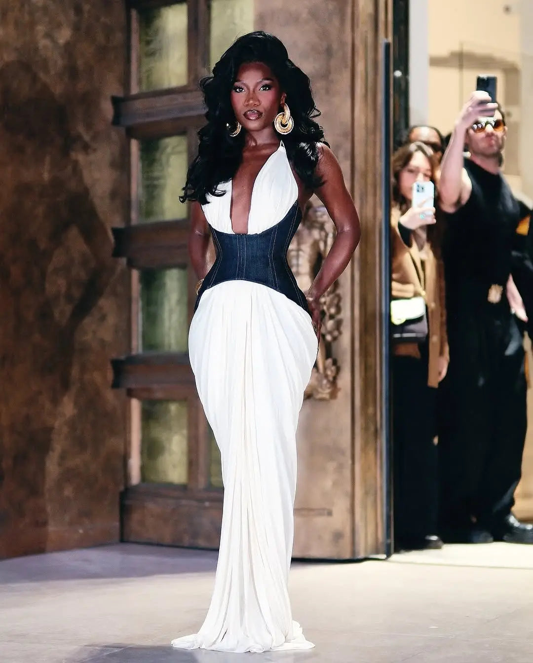 Celebrity Red Carpet Evening Party Dress Women Sexy Halter Off the Shoulder Deep V-Neck Bodycon Long Dress High Quality
