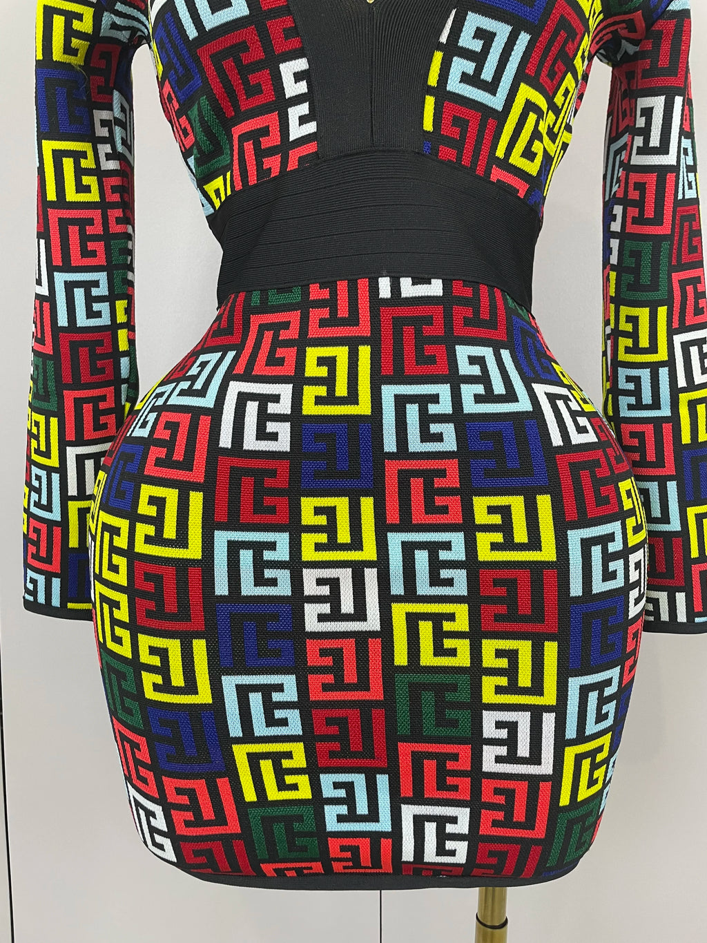 Sexy V-Neck Long Sleeve Bodycon Jacquard Short Bandage Dress  Women Elegant Evening Luxury Birthday Party Cocktail Outfit