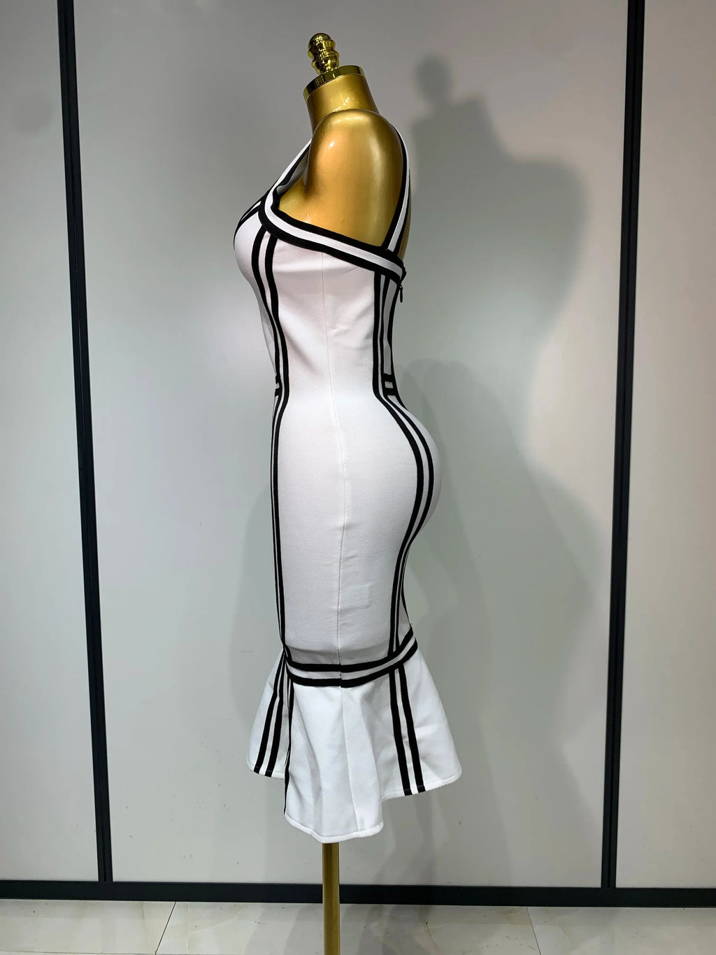 Women Sexy Backless Ruffled Edge Bodycon Bandage Dress  Celebrity Elegant Evening Party Luxury Birthday Club Dress