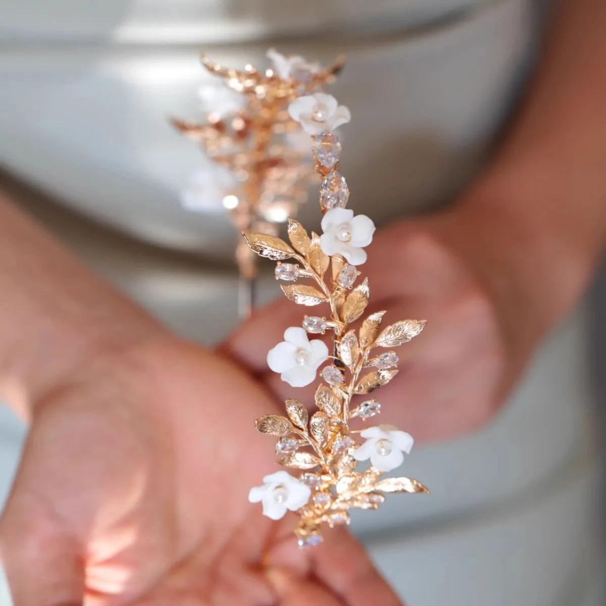 Bridal Hair Jewelry Porcelain Flower Headband Tiara Gold Color Leaf Headpiece For Brides Rhinestones Crown Wedding Accessories