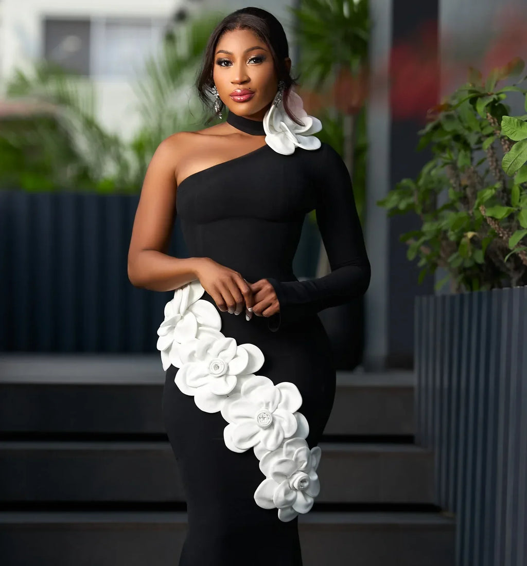 Black Color Women Sexy Long Sleeve One Shoulder White Florals Bodycon Long Bandage Dress Celebrate Evening Party Birthday Wear