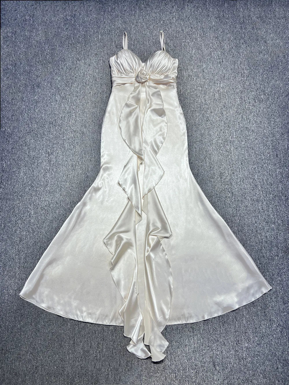 Women Sleeveless Sexy V-Neck Ruffles Bodycon Long Maxi Dress Satin Nightclub Party Celebrate Dress Wholesale