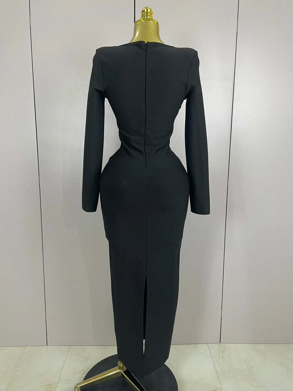 Sexy Luxury Sparkly Beading Bandage Long Sleeve Bodycon Dress    Women Celebrity Party Elegant Evening Club Pary Dresses