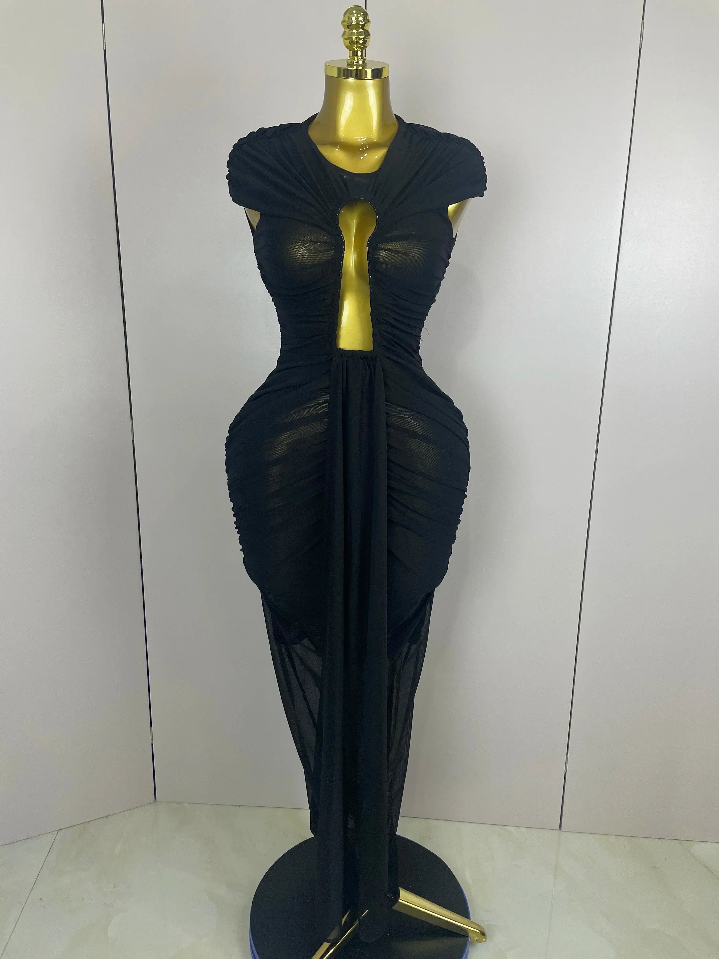 Sexy Sleeveless O-Neck Bodycon Mesh Long Dress Women Hollow Out Celebrate Fashion Show Celebrity Evening Party Club Dress black