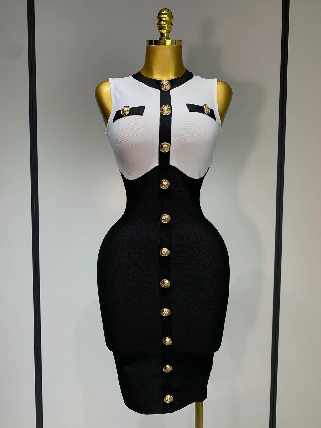 Arrivals Fashionable Women Bandage Golden Buttons White Black Patchwork Sleeveless Bodycon Elegant Party Dresses WHITE