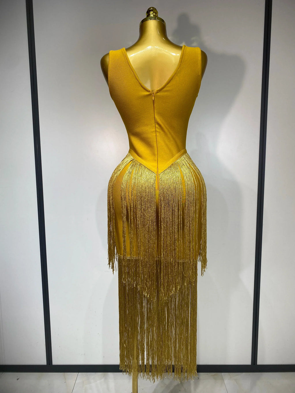 Sexy V Neck Yellow Tassels Women  Prom Dress Sheath Sleeveless Party Gown Elegant Formal Luxury Birthday Club Dresses
