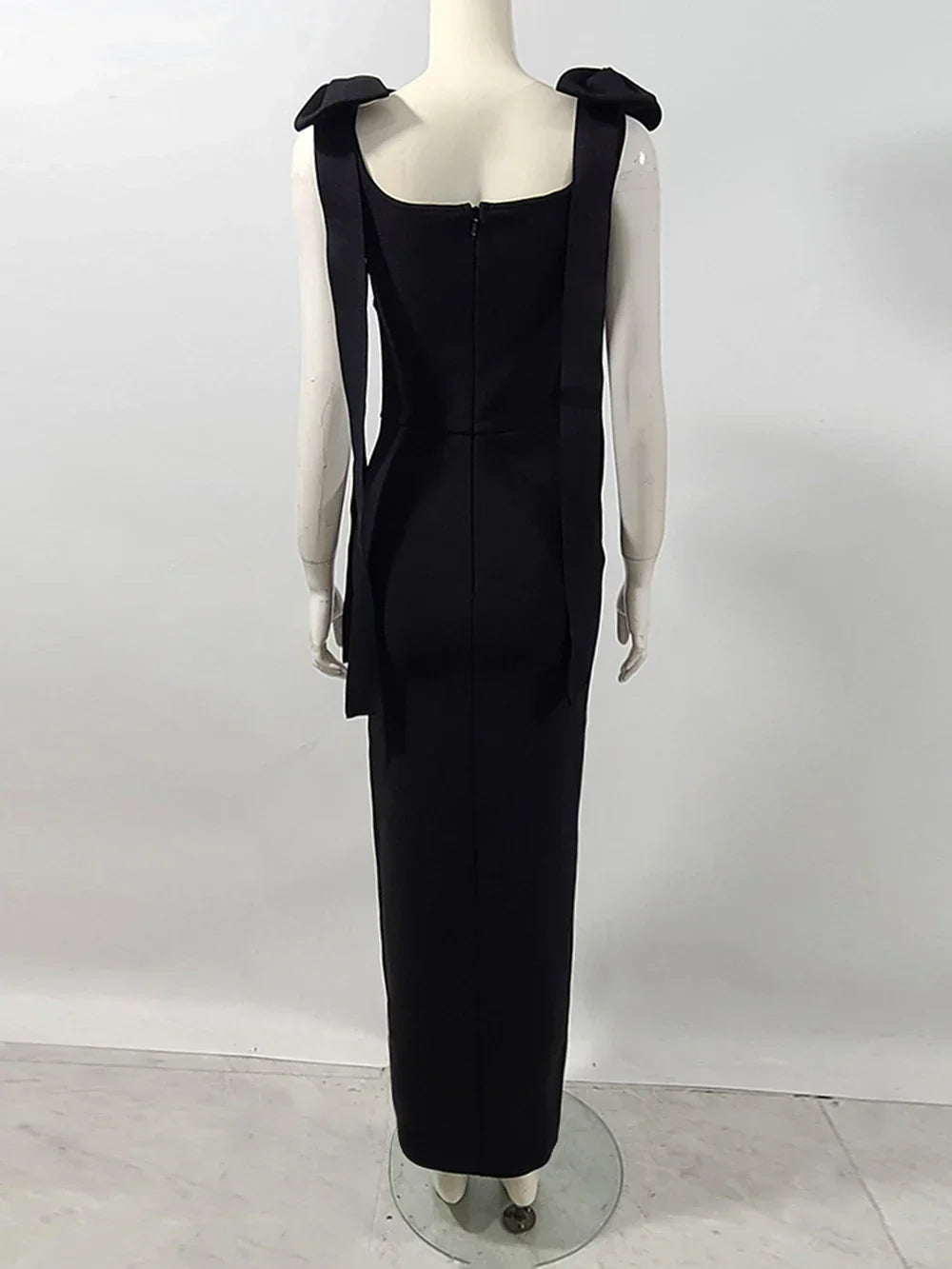 Ladies Sparkling Luxury Diamond Spaghetti Strap Backless Design Sleeveless Sexy Maxi Bandage Dress Celebrity Evening Party Gowns
