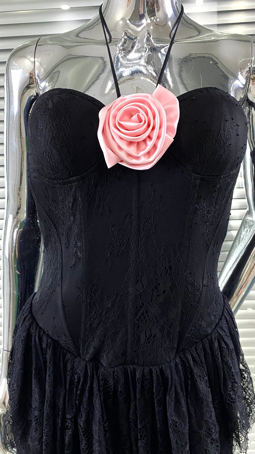 Pink Flowers Halter Sleeveless Black Lace Ankle Length Dress Celebrity Birthday Party Evening Dress Woman Voaction Outfit