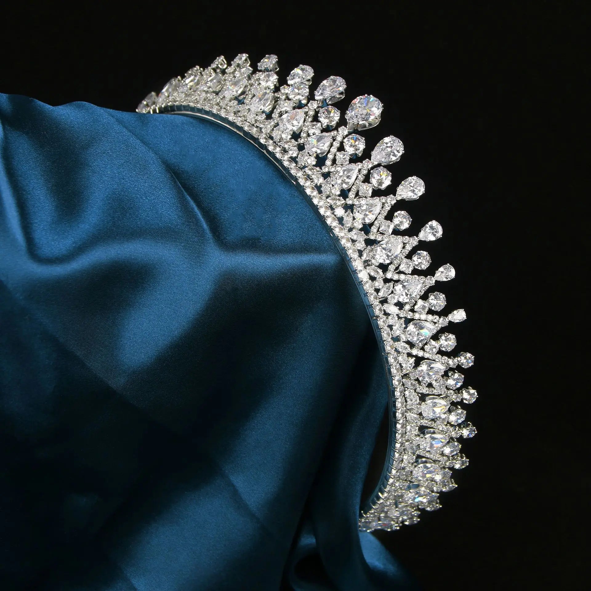 AAA Zircon Zirconia Tiaras Crowns Luxury Headbands For Brides Birthday Gift Headpieces Wedding Hair Accessories Bridal Jewelry