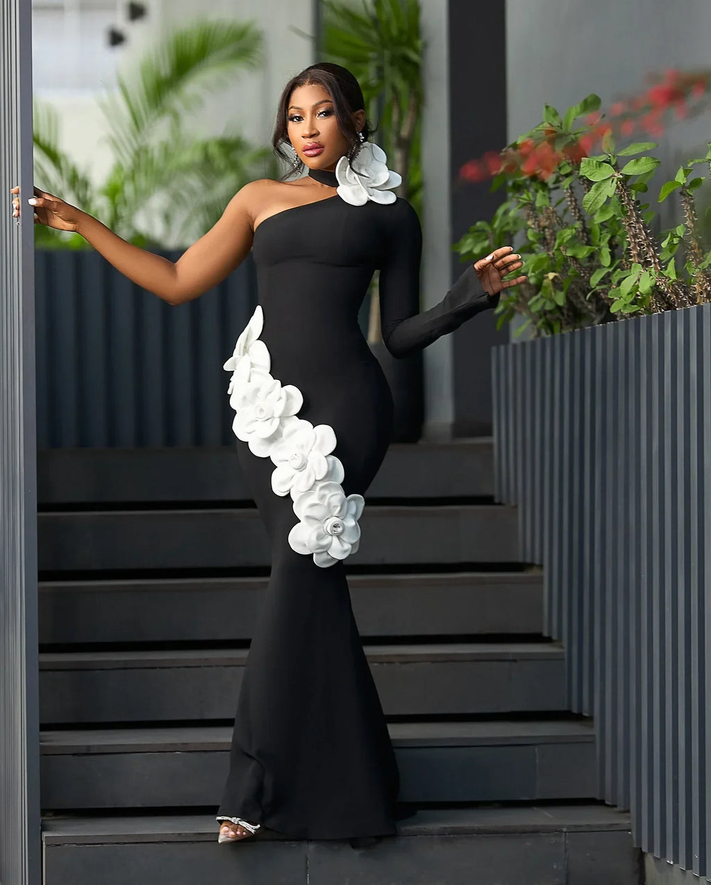 Black Color Women Sexy Long Sleeve One Shoulder White Florals Bodycon Long Bandage Dress Celebrate Evening Party Birthday Wear black