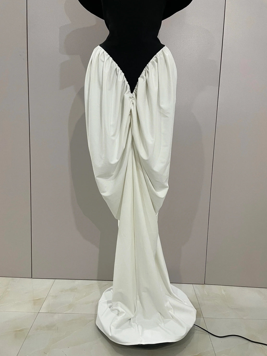 Sexy V Neck off-The-Shoulder Black And White Splicing Mermaid Floor-length dress  Women Formal Evening Birthday Party Dress