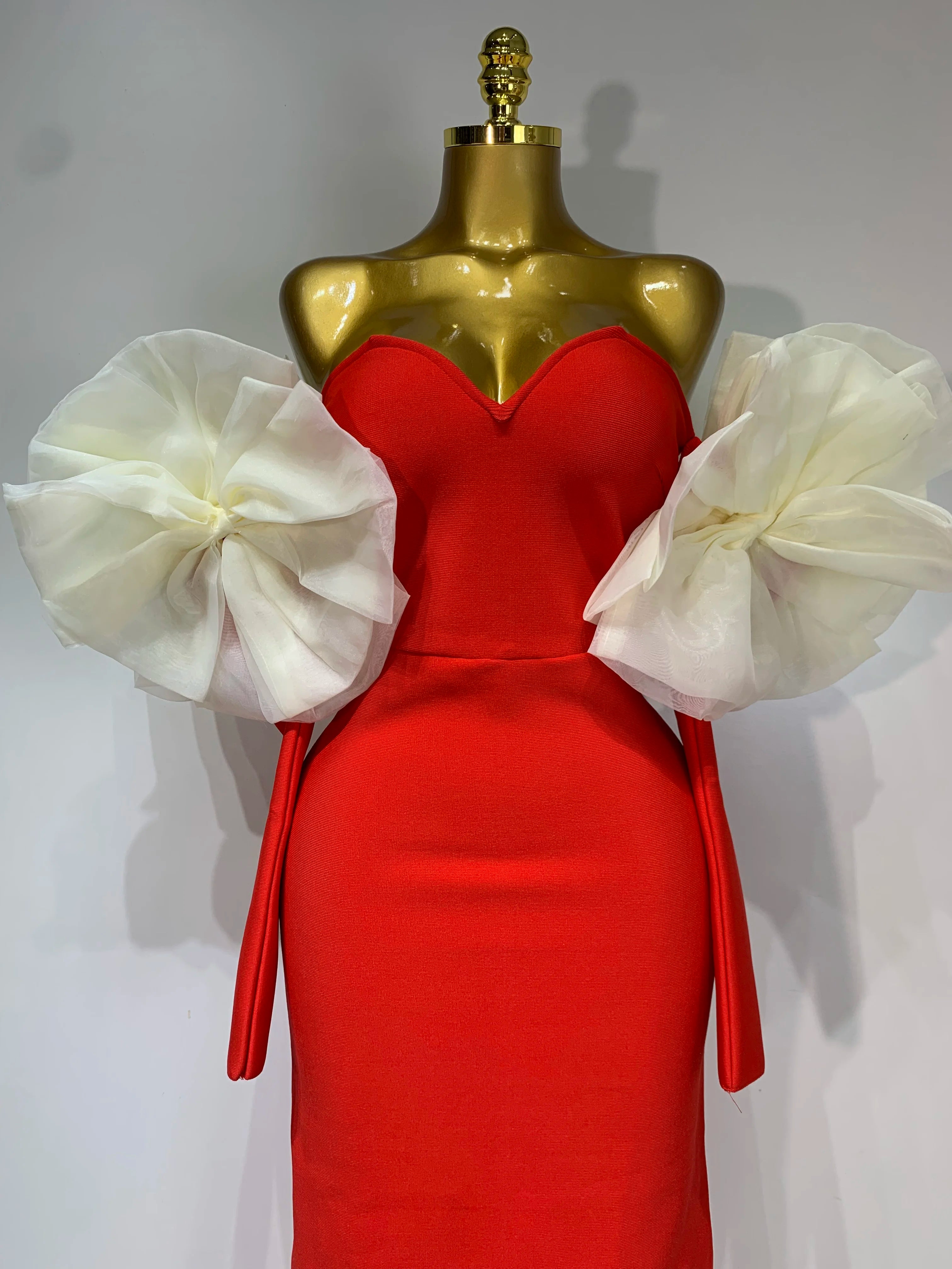 Sexy Off Shoulder Women Red Bodycon Bandage Dress  Long Sleeved Celebrity Elegant Backless Dress Luxury Birthday Dresses