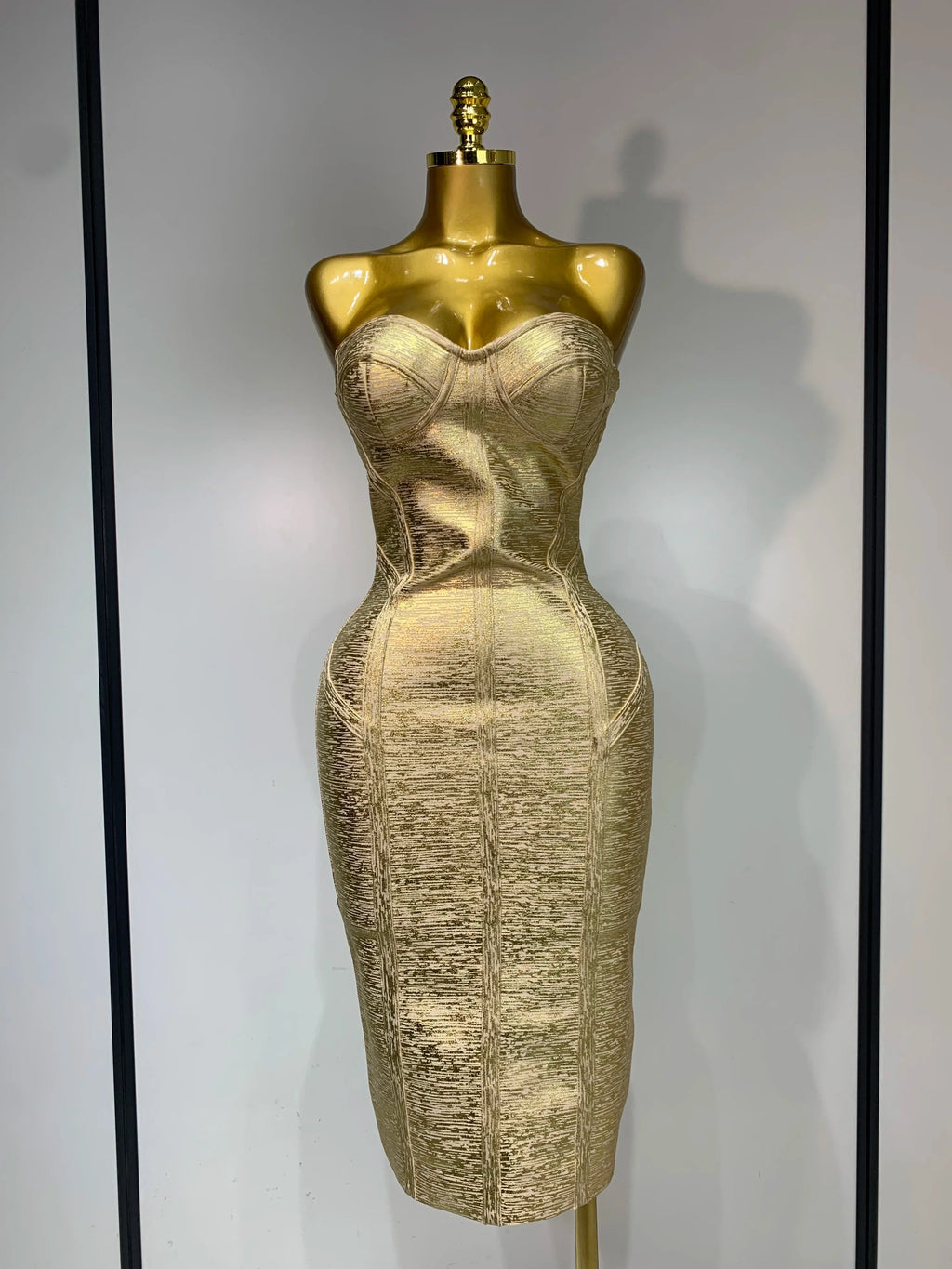 New Women Sexy Strapless Black Foil Color Bodycon Bandage Dress Fashion Celebrate Evening Party Luxury Birthday Dresses Gold