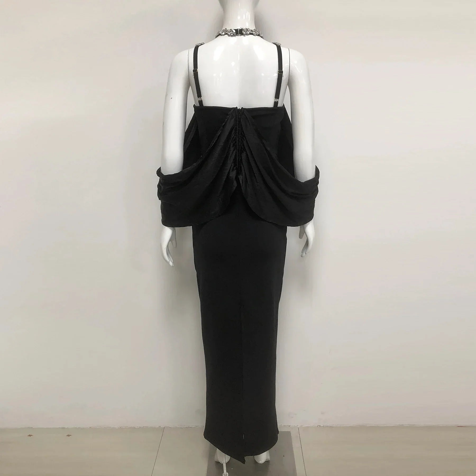 New Women Celebrity Sexy Key Hole Beading Diamonds Pink Maxi Long Bodycon Bandage Dress Elegant Evening Club Party Dress