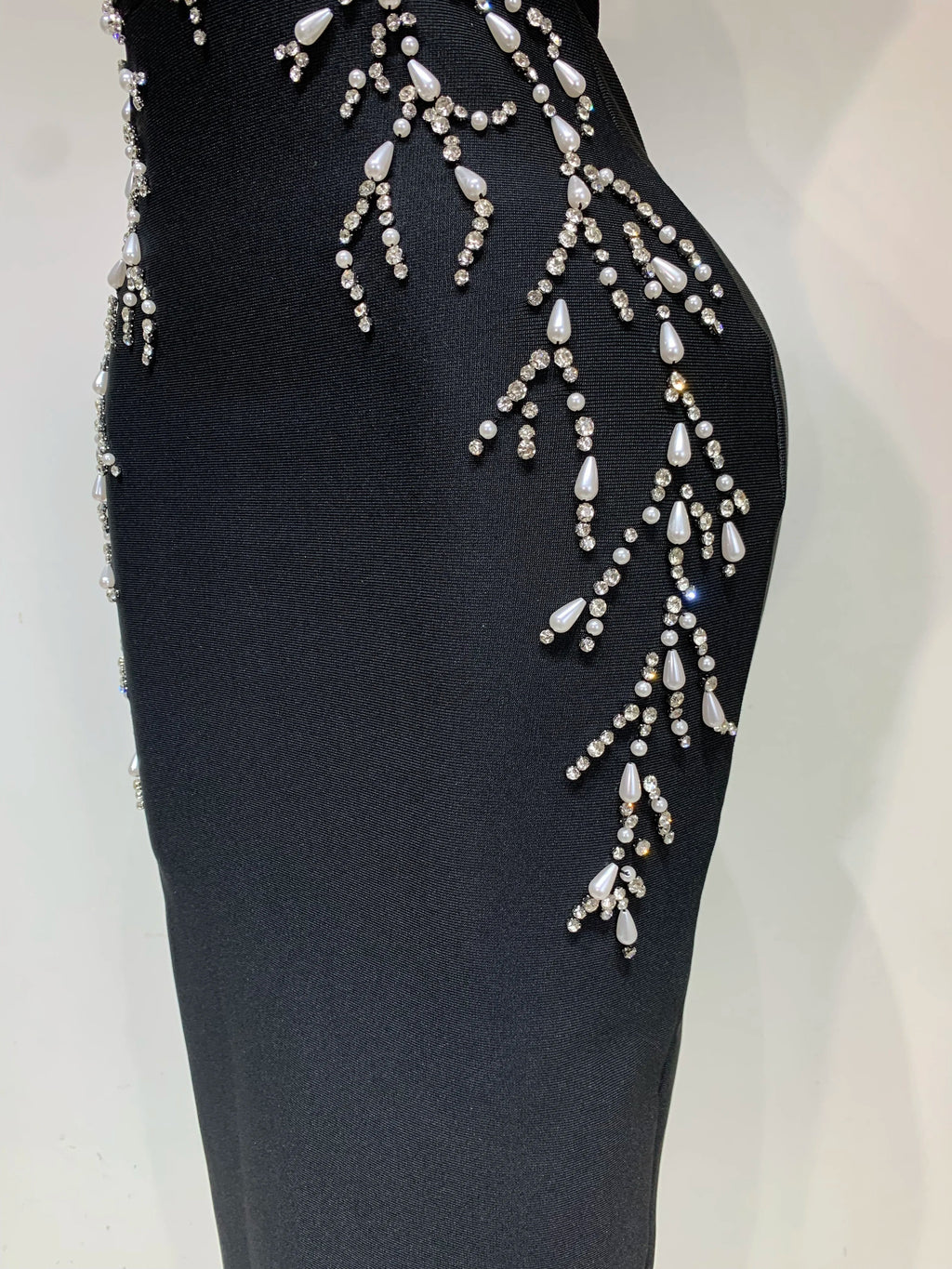 Women Sexy V Neck Black Beading Maxi Long Bodycon Bandage Dress Celebrity Elegant Evening Club Party Luxury Birthday Dress