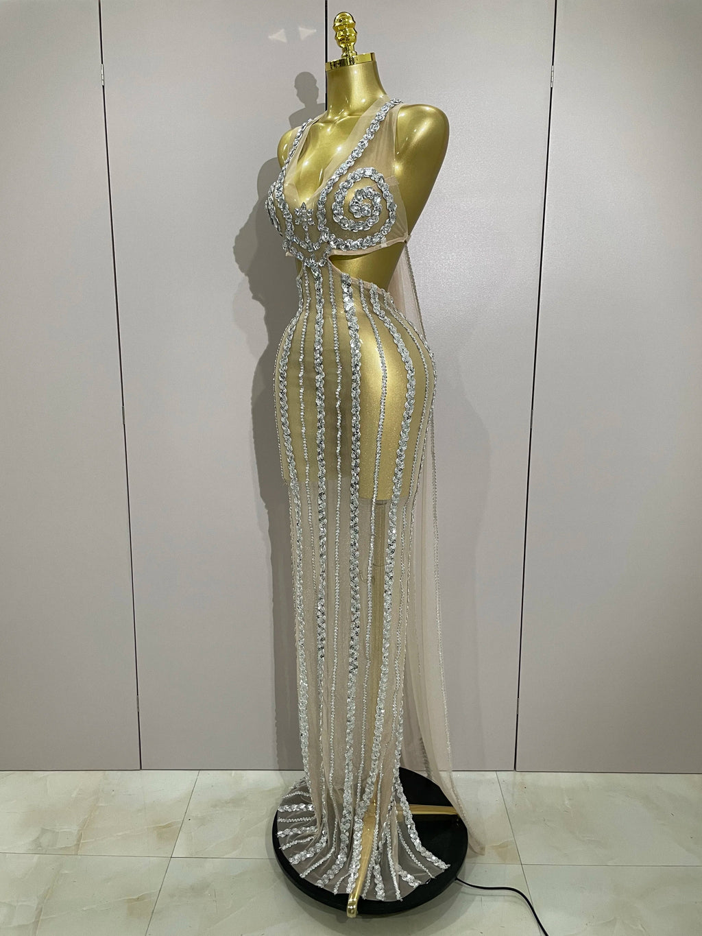 Luxury Sparkly Diamonds Sequins Sexy Mesh See Through Long Dress  Women Celebrate Birthday party Dresses Festival Costume