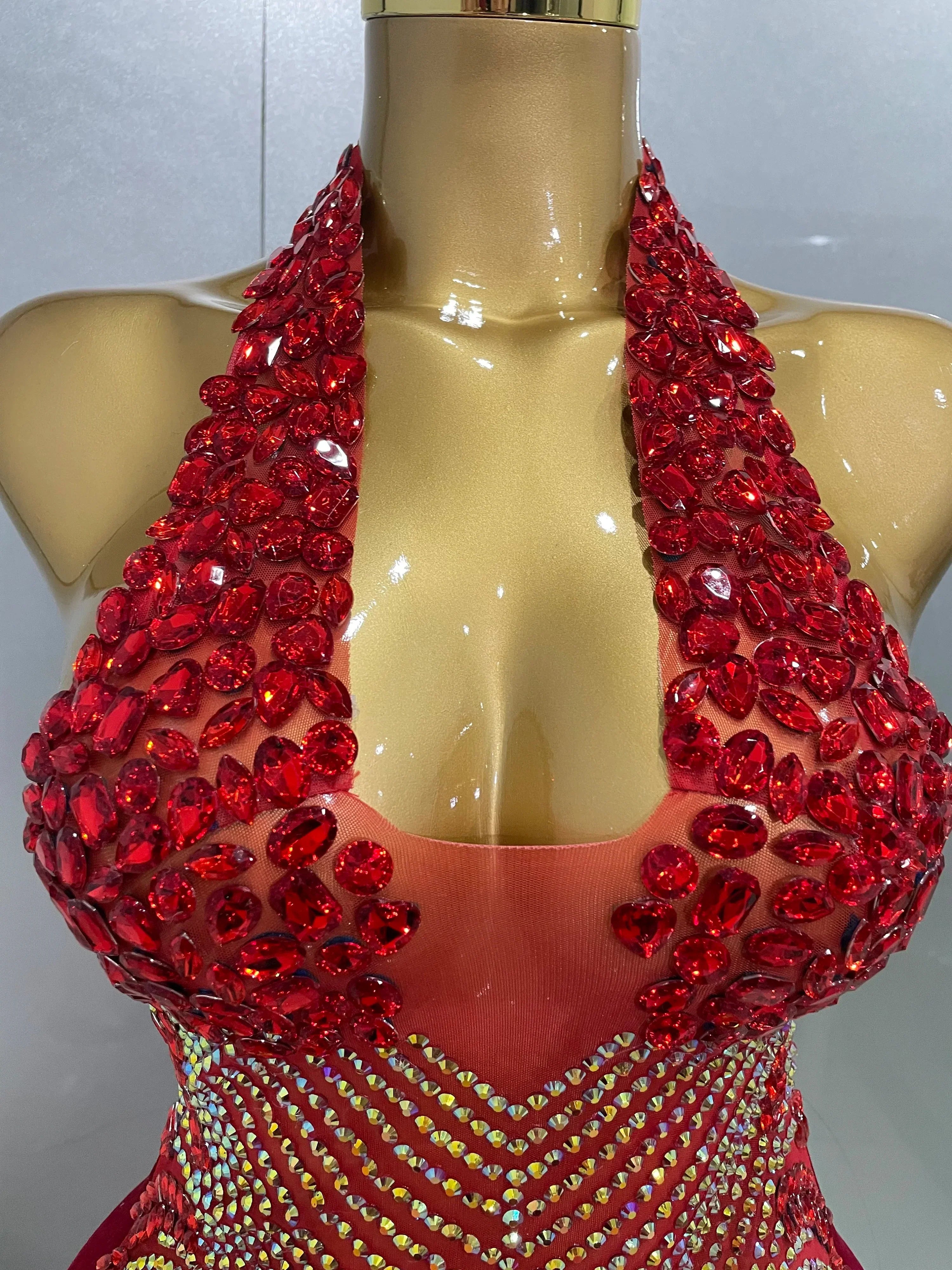Sexy Red Sparkly Rhinestones Halter Backless Velour Short Dress  Women Evening Prom Celebrate Birthday Party Stage Wear
