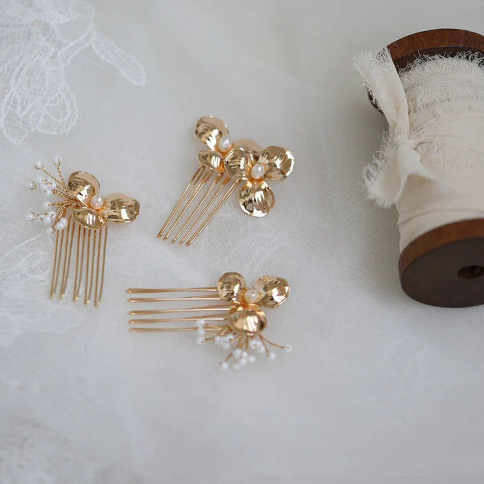 Bridal Jewelry Flower Head Pieces Pearl Hair Comb Pin For Bride Bridesmaids Women Vintage Gold Color Hairpin Wedding Accessories