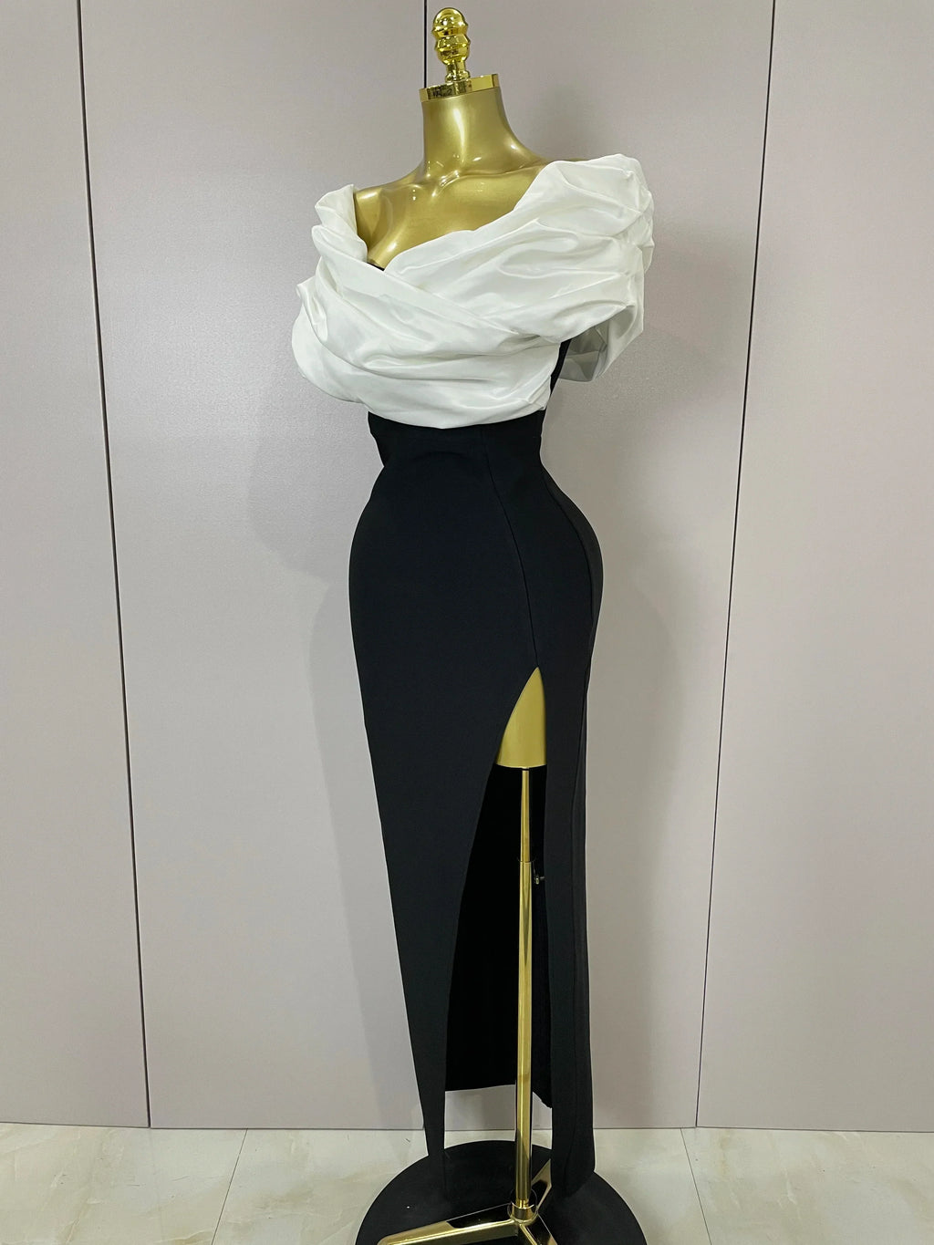 Sexy Off-Shoulder Side Slit Solid Color Pleat Skirt Strapless Bandage  Women Evening Luxury Birthday Formal Party Dress