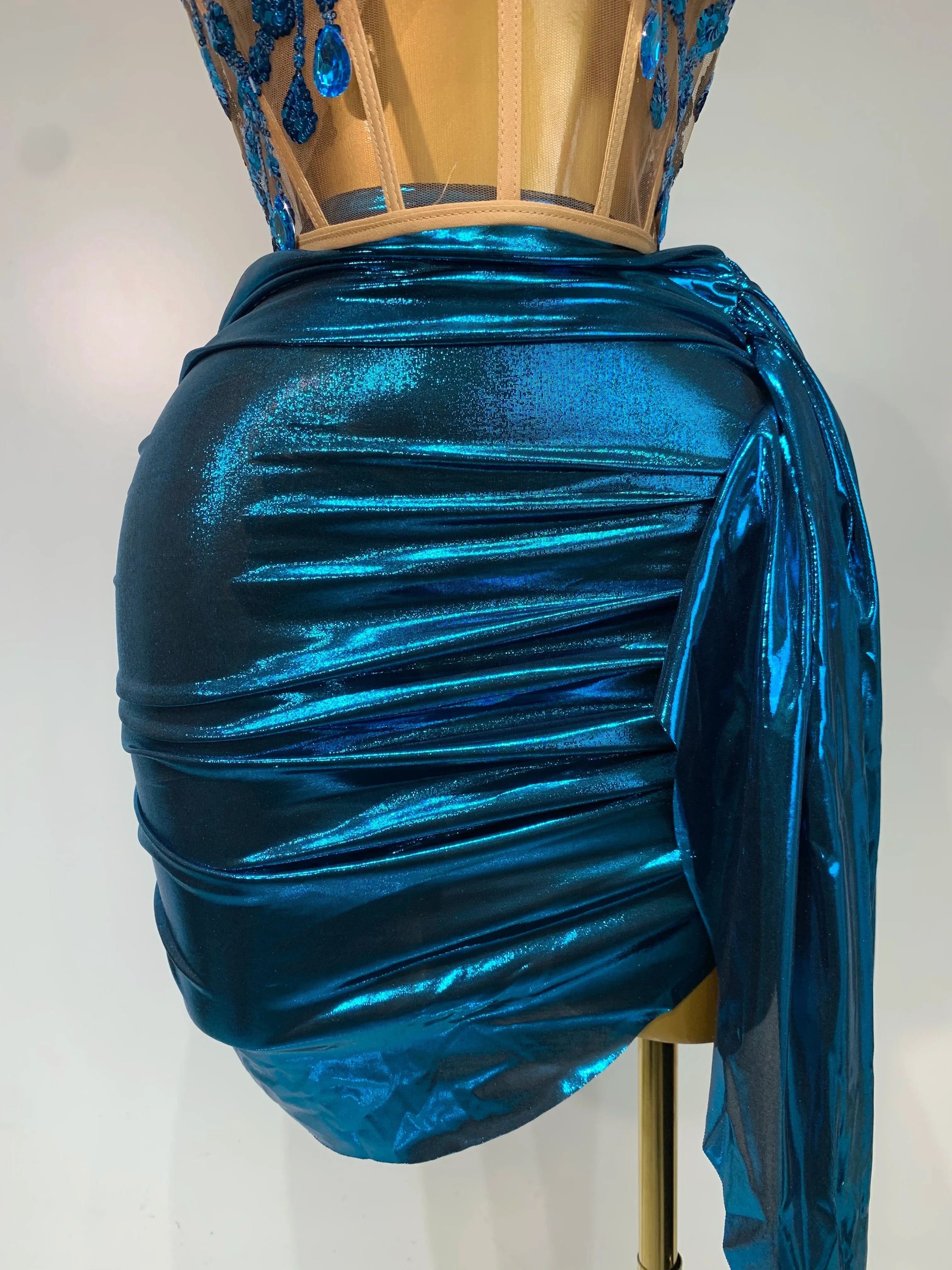 Luxury Rhinestone Sequined Backless Sexy Top Skirt Set Celebrate Evening Party Prom Gowns Nightclub Singer Stage Outfit